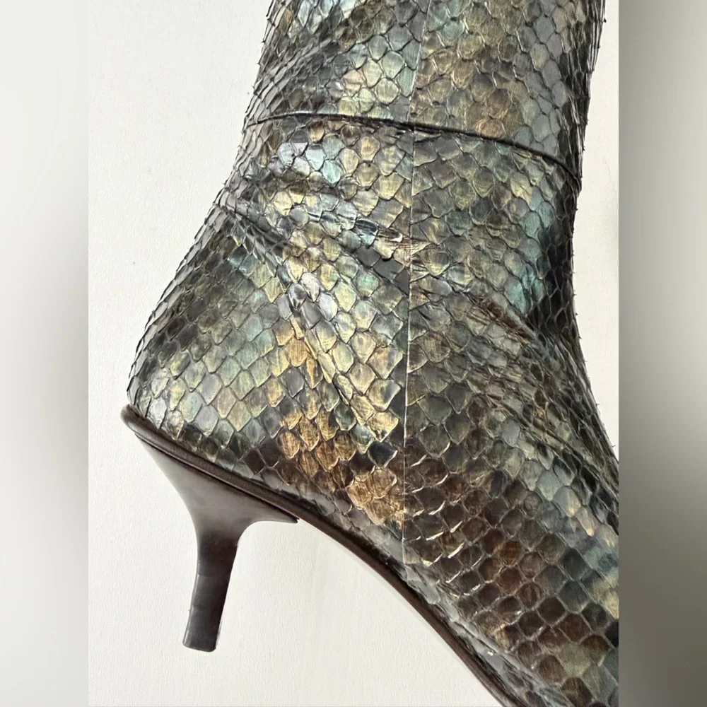 GUCCI | Tom Ford Runway Spring 1997‎ Iridescent Python Knee High Boots US 6.5